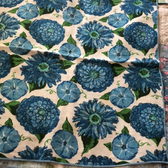 Vintage 4 Linen Napkins from the 60’s- 70’s - Picture 5 of 5